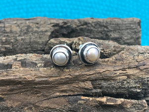 Pearl Round Silver Earrings