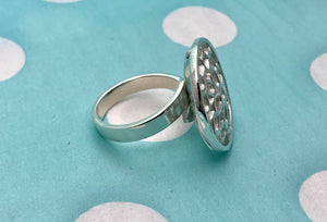 Adjustable Daisies Ring