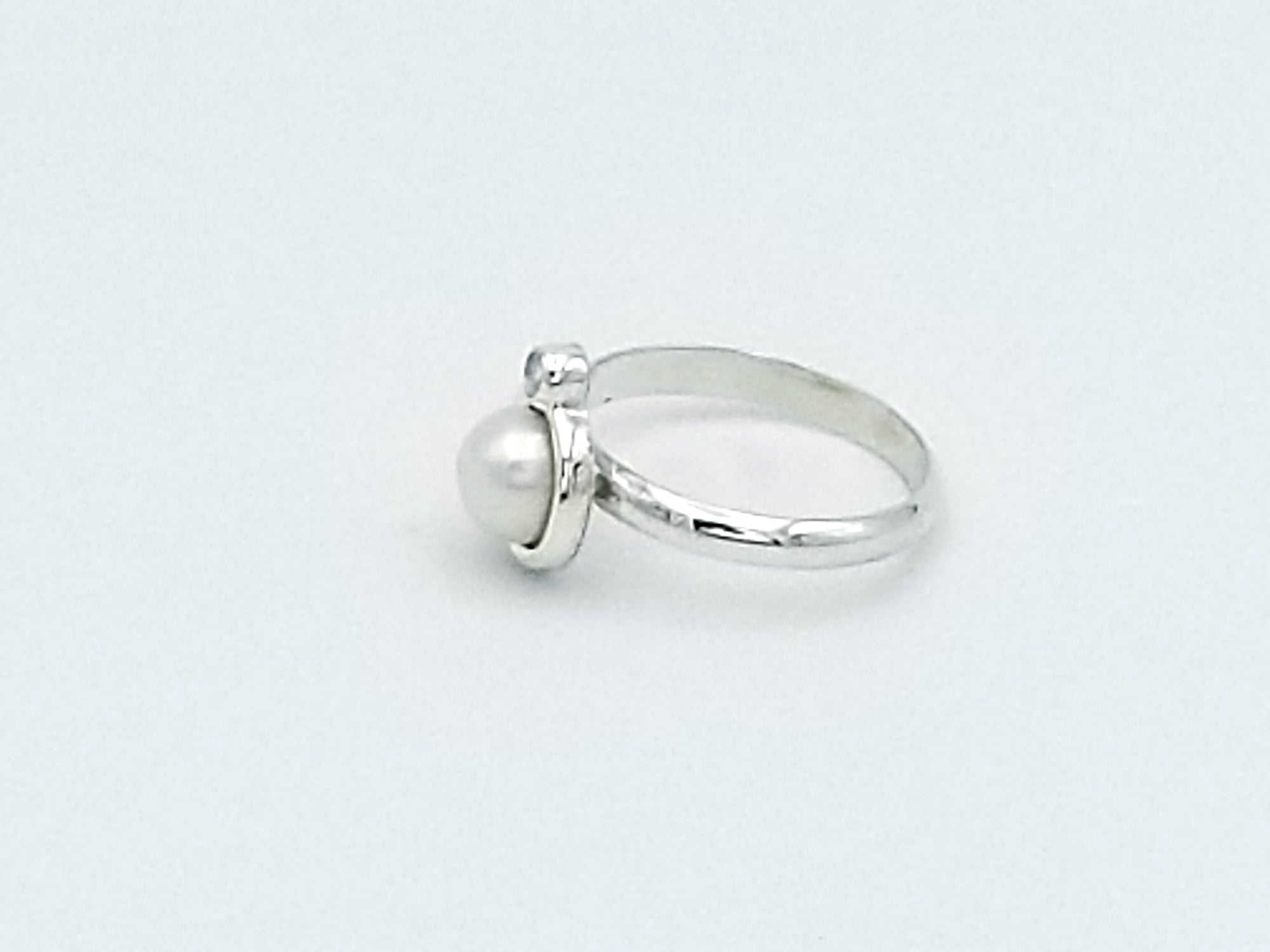 Pearl and Zirconia Ring