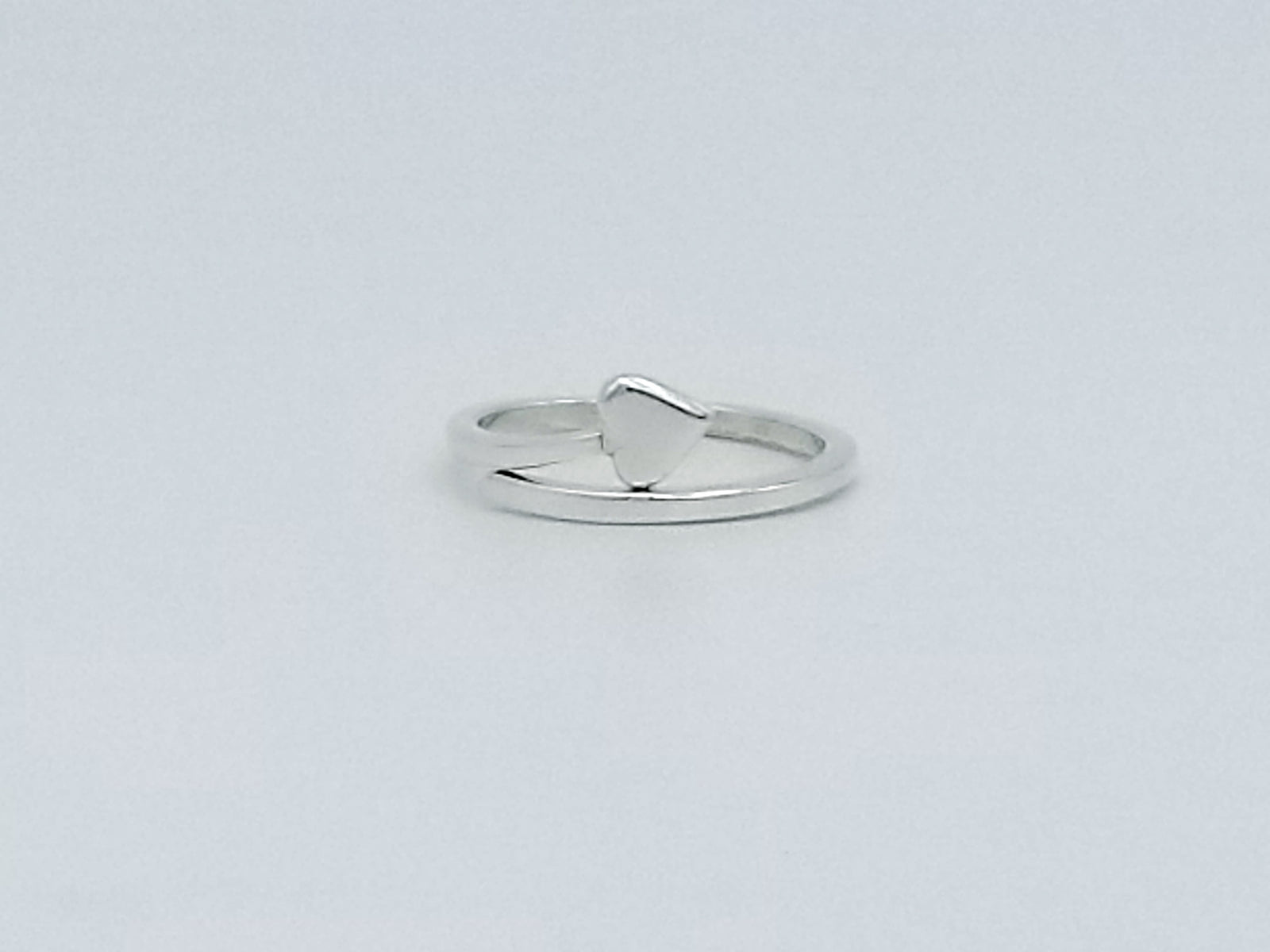 Arrow Heart Ring