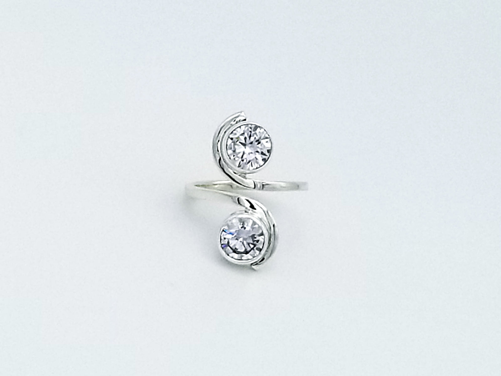 Double White Zirconia Ring