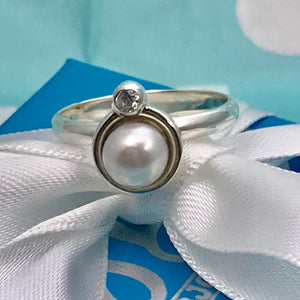 Pearl and Zirconia Ring