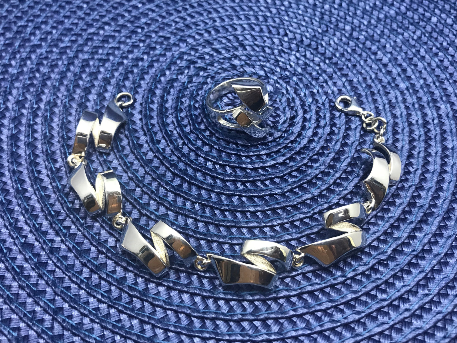 Ribbon Shaped Silver Bracelet