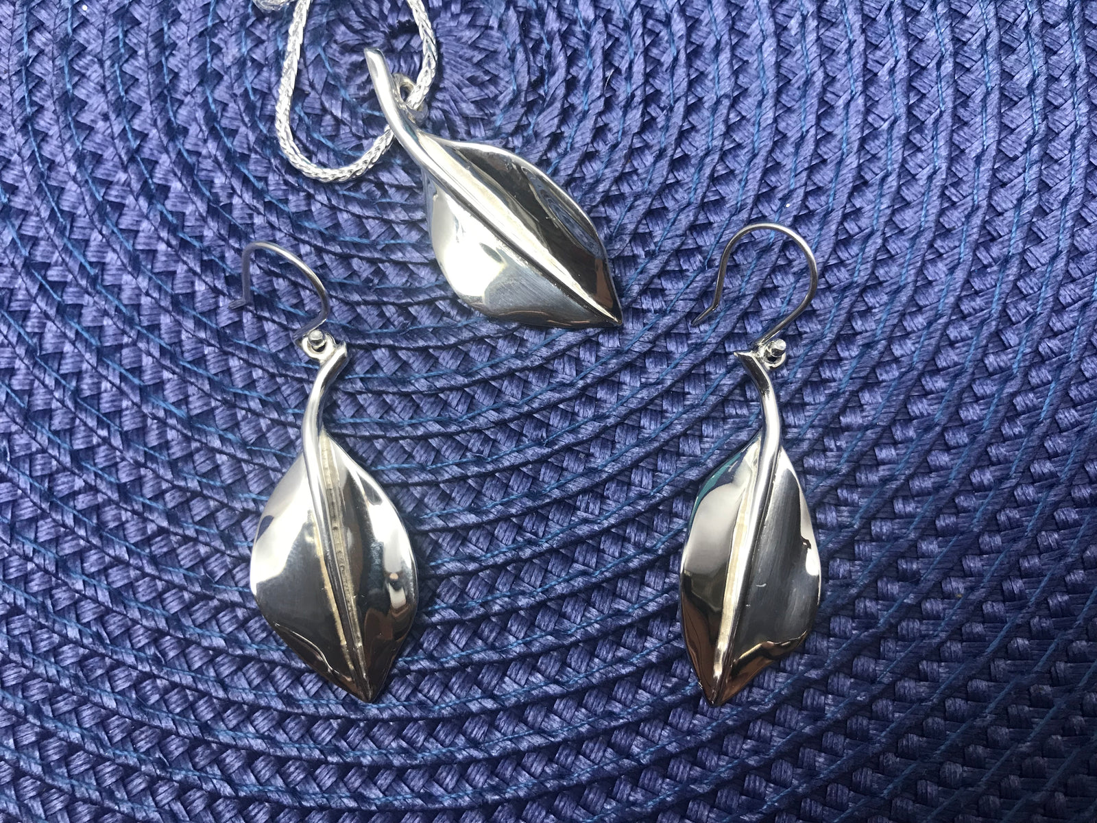 Solid Leaf Silver Set