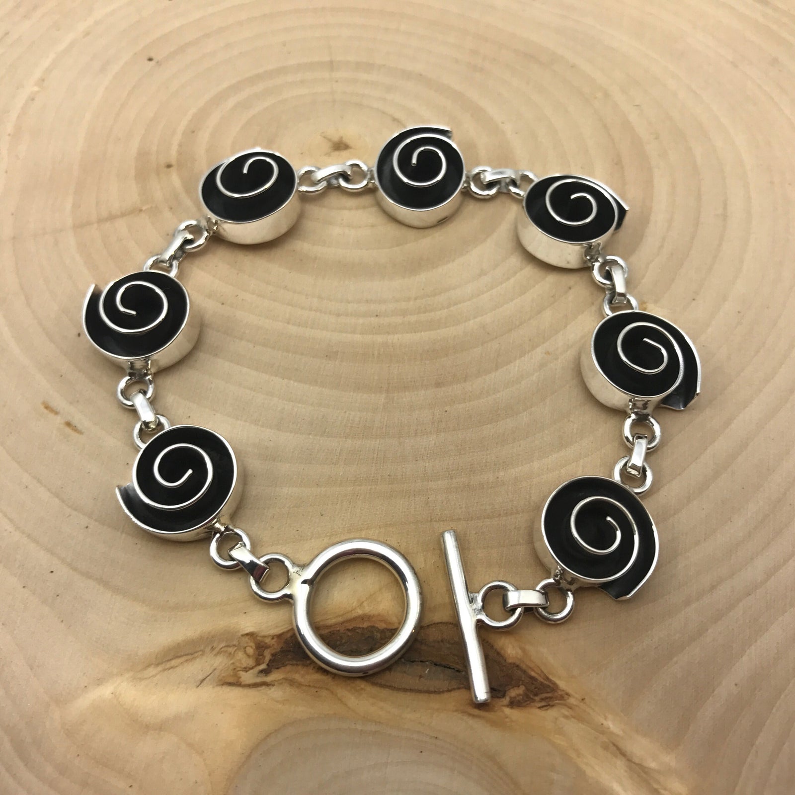 Round Swirl Silver Bracelet