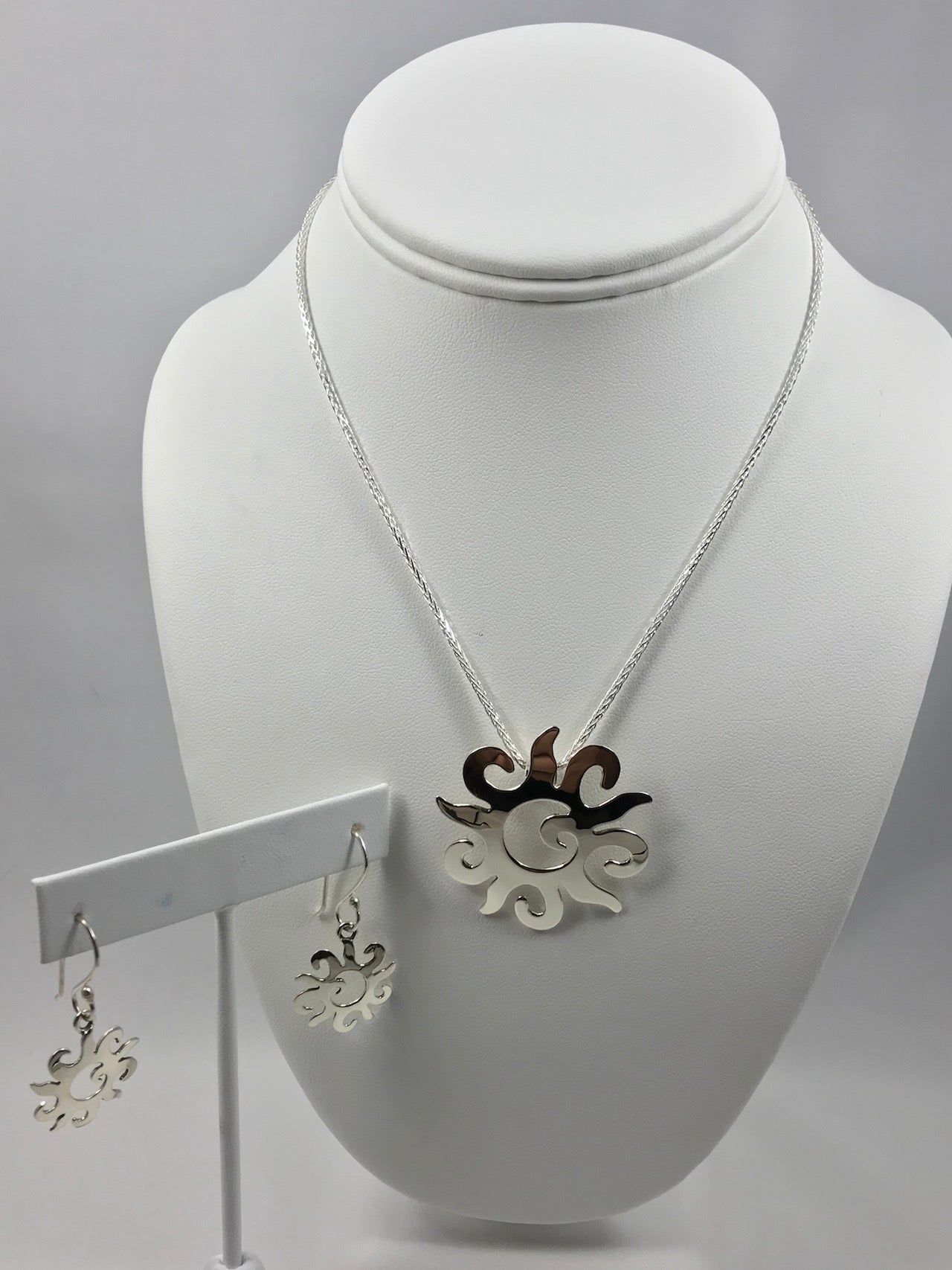 Gothic Sun Necklace and Earrings Set