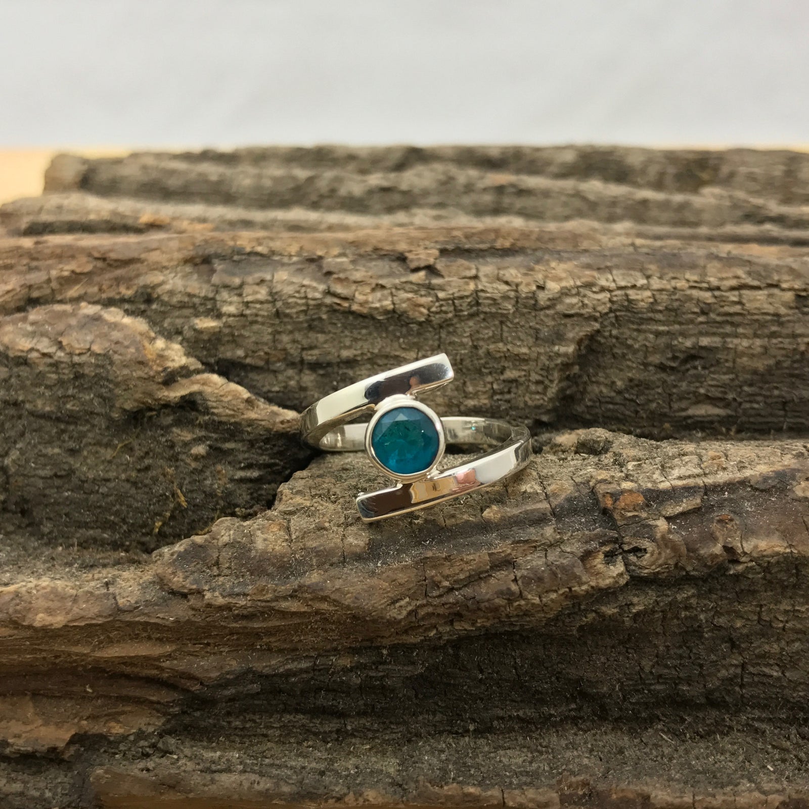 Modern Single Stone Ring