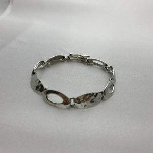 Hammered Oval Links Silver Bracelet
