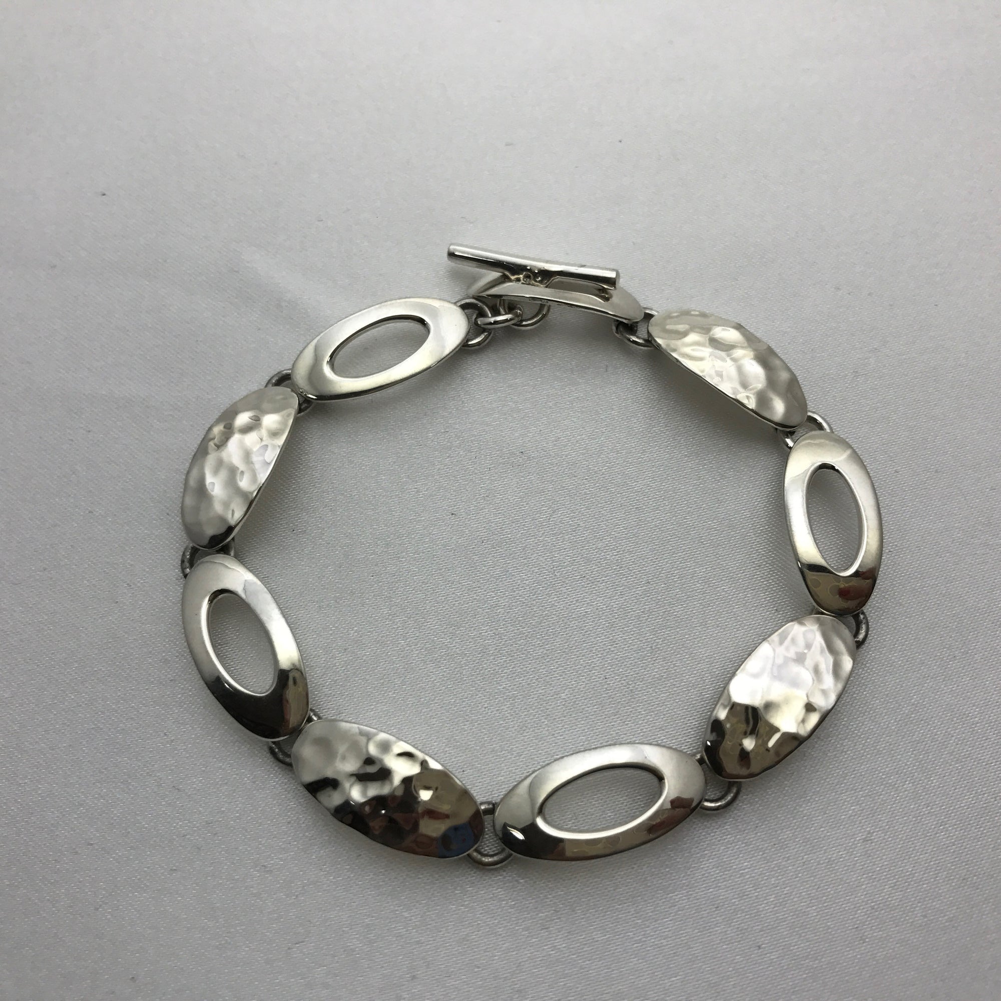 Hammered Oval Links Silver Bracelet