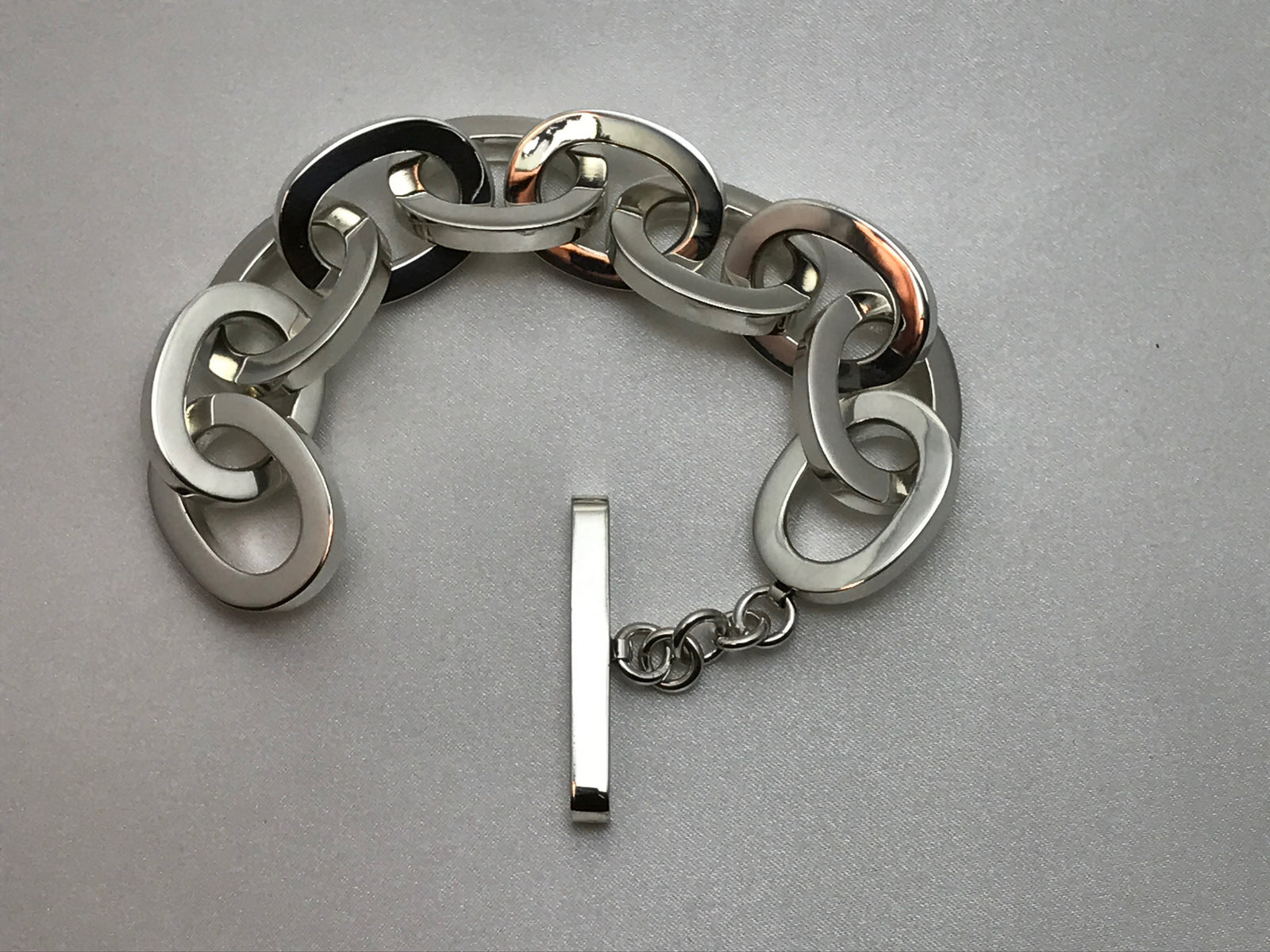 Glacious Chain Silver Bracelet