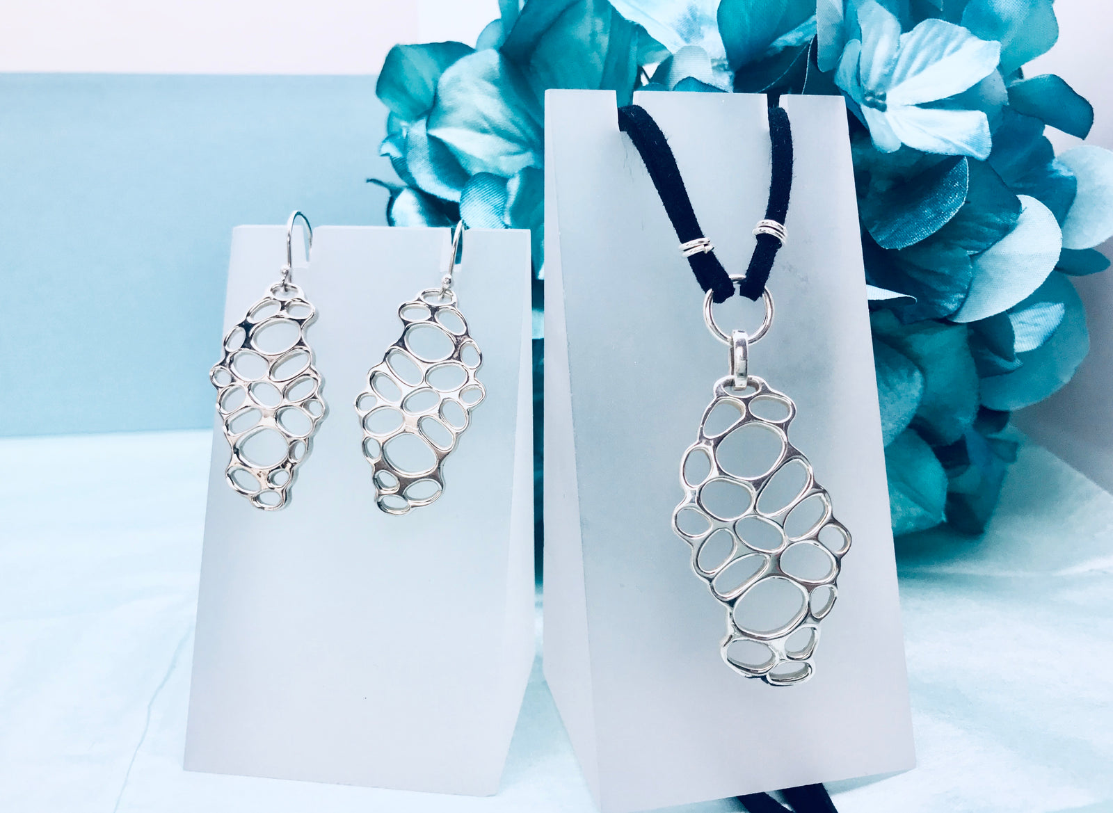 Honeycomb Pendant and Earrings Set