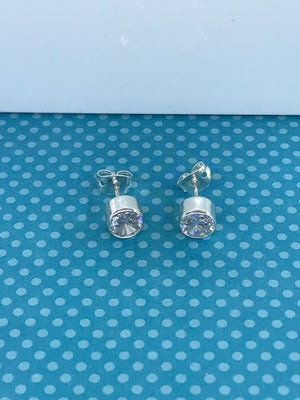 Round Zirconia Stud Silver Earrings