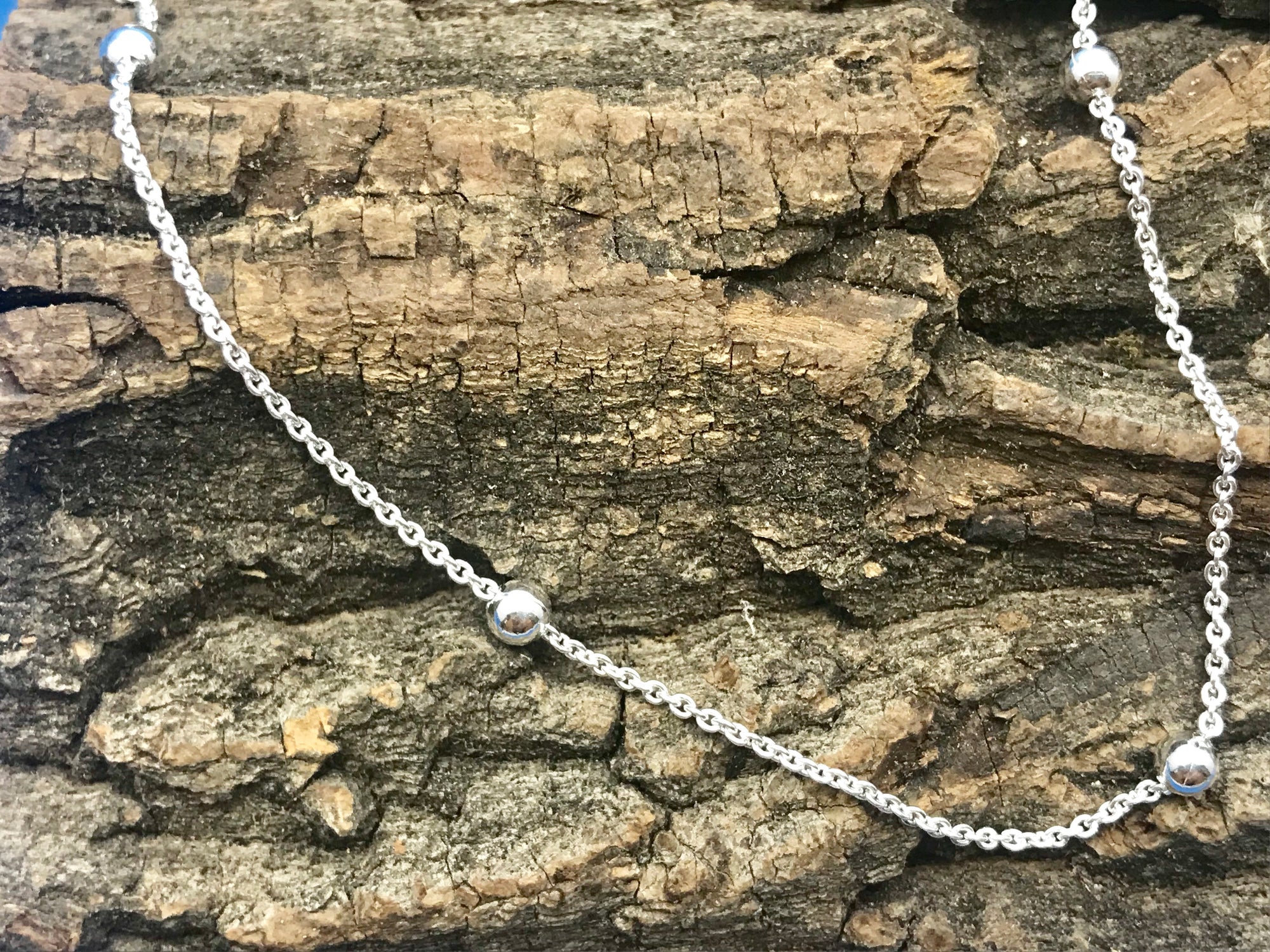 Beaded silver chain ch07