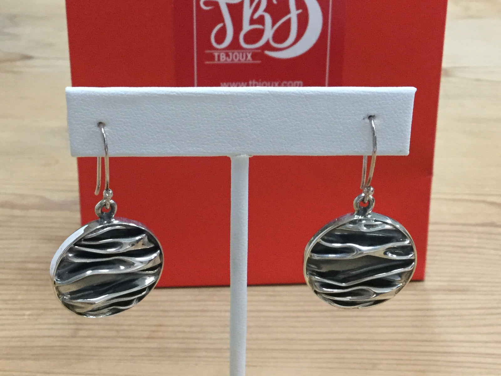 Wrinkled Circlets Earrings