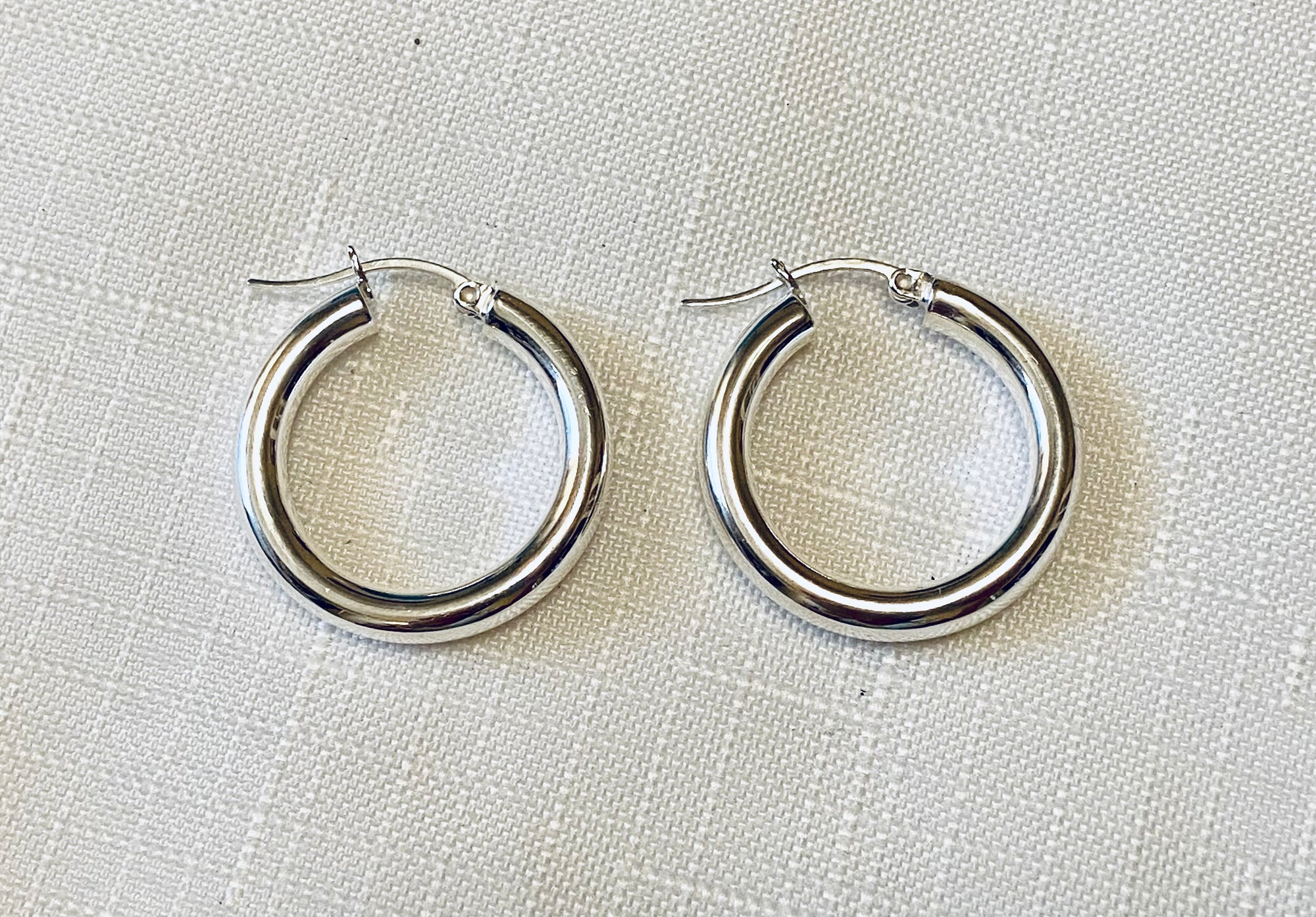 Medium Round  Hoop Silver Earrings