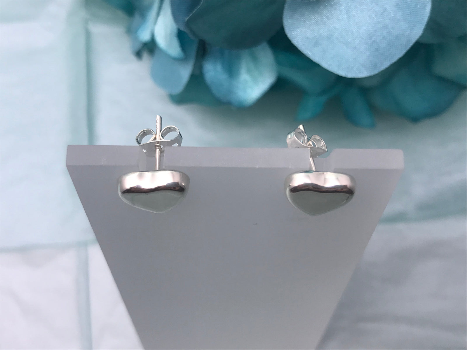 Slim Heart Stud Earrings